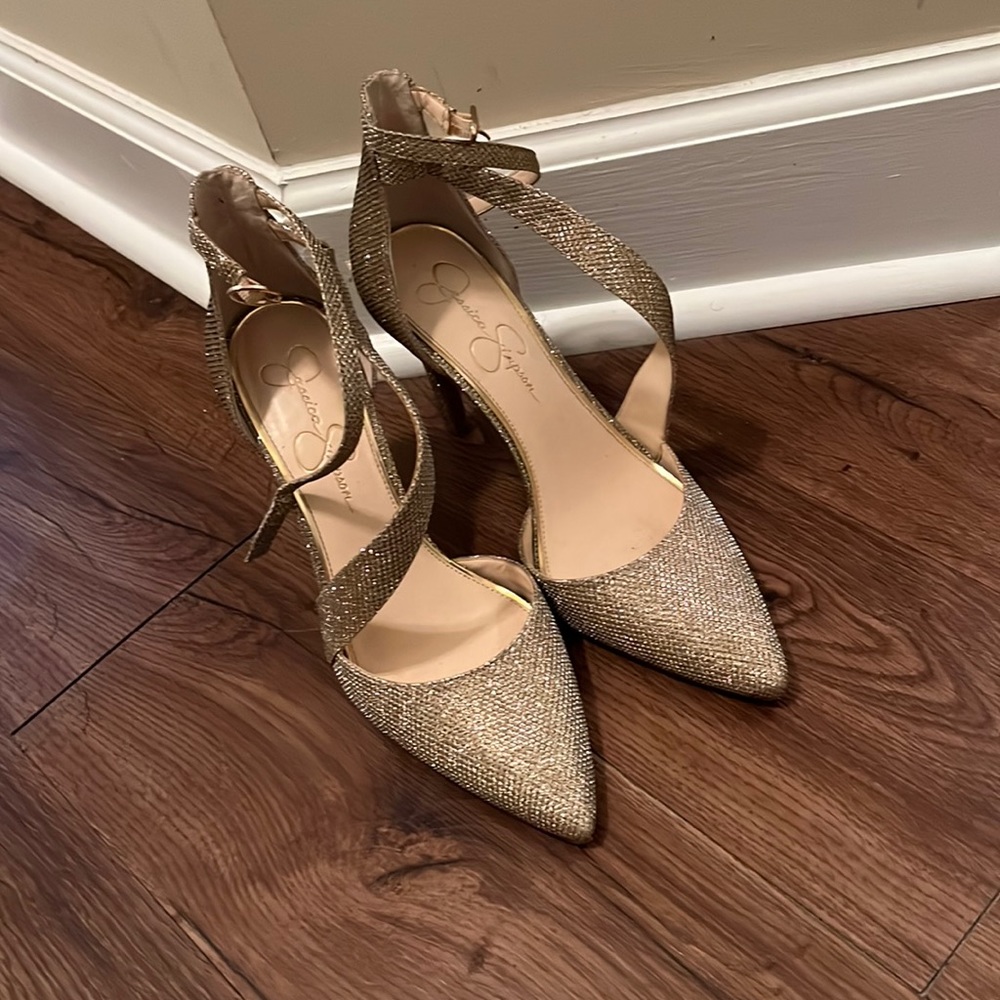 Jessica Simpson 9M Sparkling gold heels